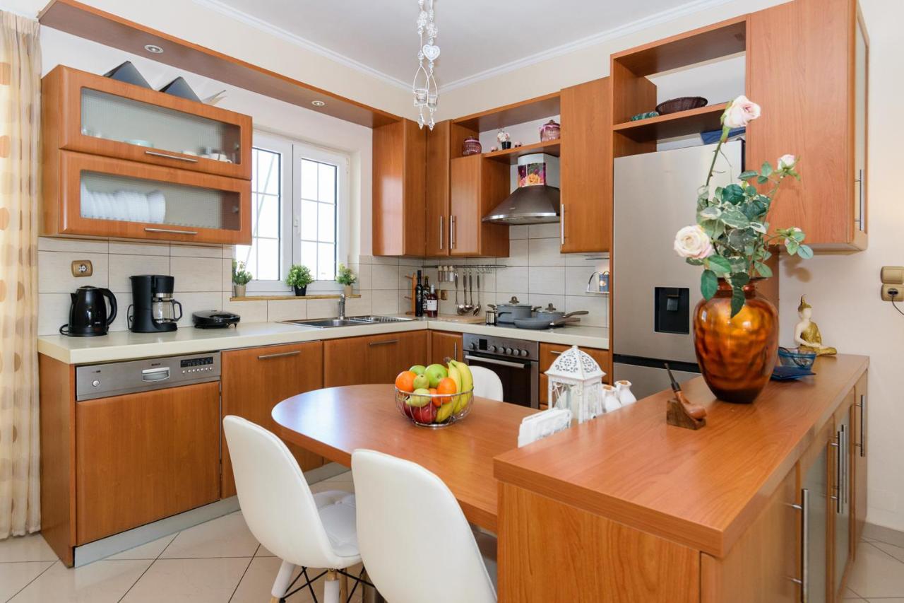 Central Penthouse In Quiet Neighborhood Near Sandy Beach Chania  Bagian luar foto