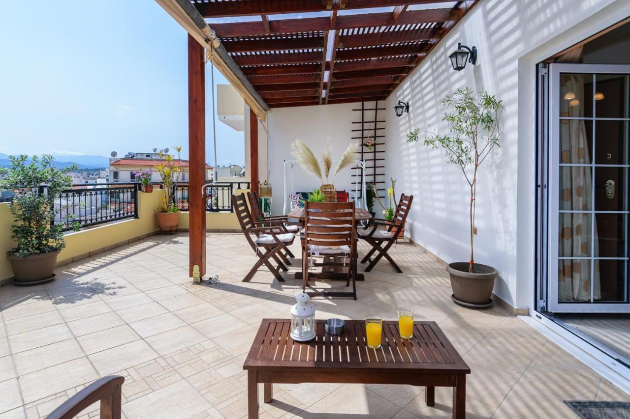 Central Penthouse In Quiet Neighborhood Near Sandy Beach Chania  Bagian luar foto