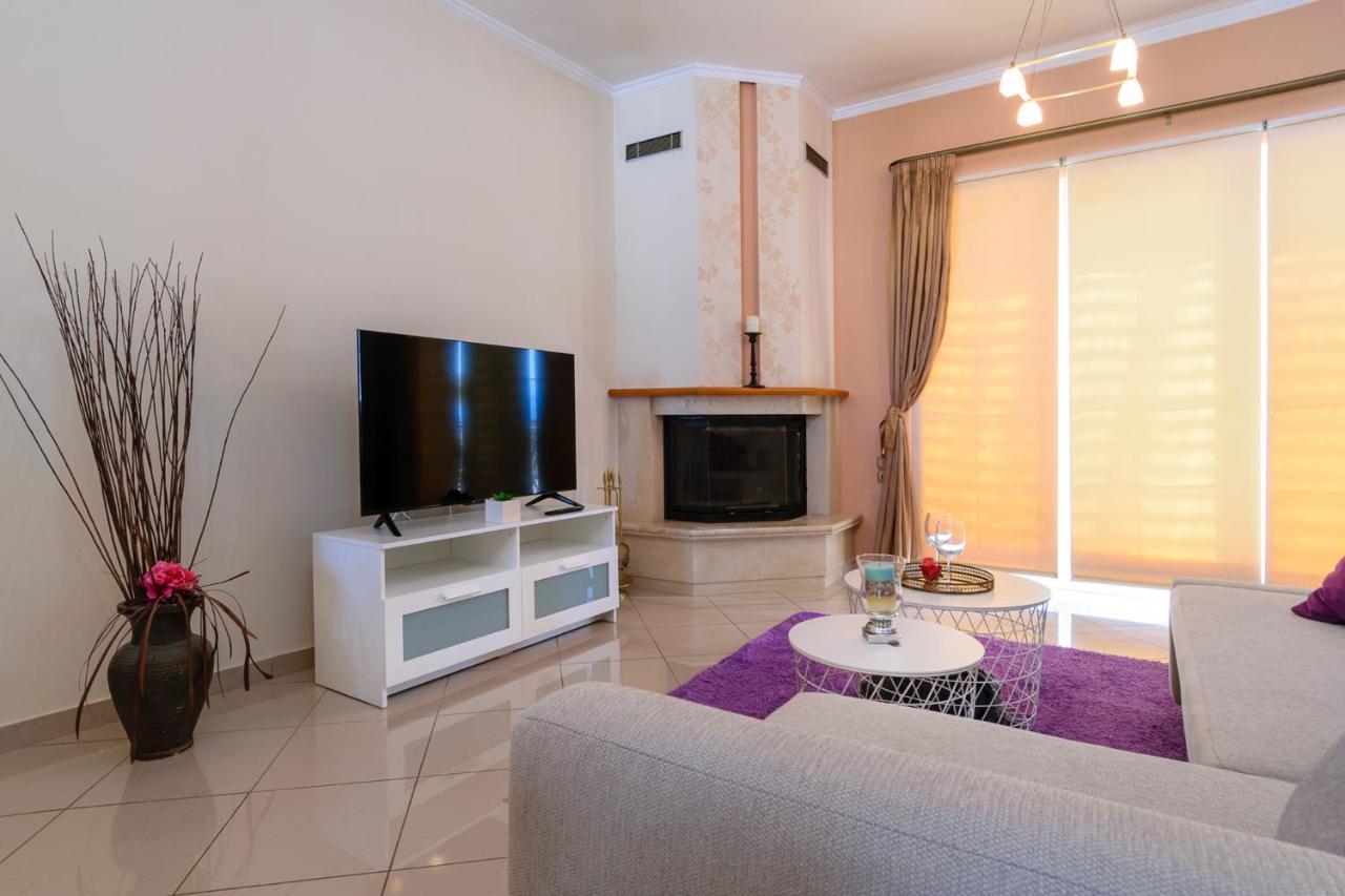 Central Penthouse In Quiet Neighborhood Near Sandy Beach Chania  Bagian luar foto