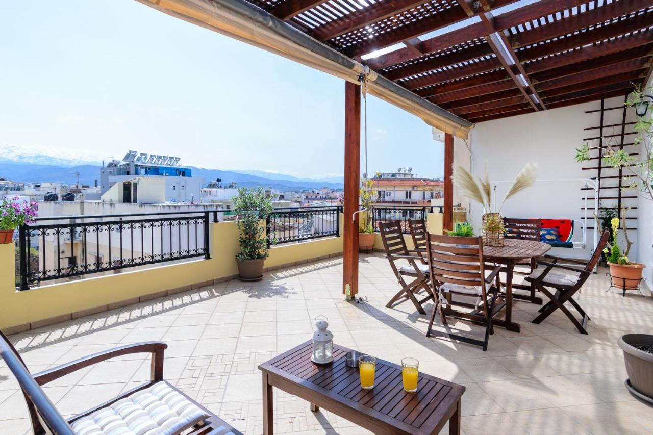 Central Penthouse In Quiet Neighborhood Near Sandy Beach Chania  Bagian luar foto